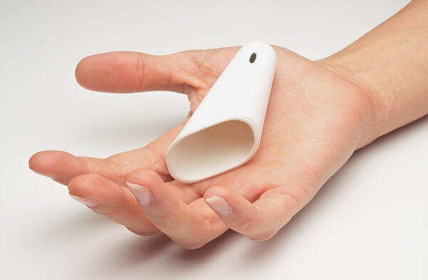 Thumbsavers Thumb Support-Medium/White 5/8'' to 7/8'' Diameter